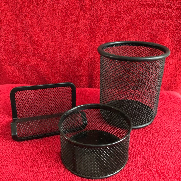 Mesh Steel Desktop Organizer - Picture 3 of 6